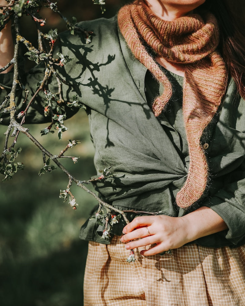 Apple Blossom Scarf | feine Streifen aus Sunday und Tynn Silk Mohair von Sandnes Garn