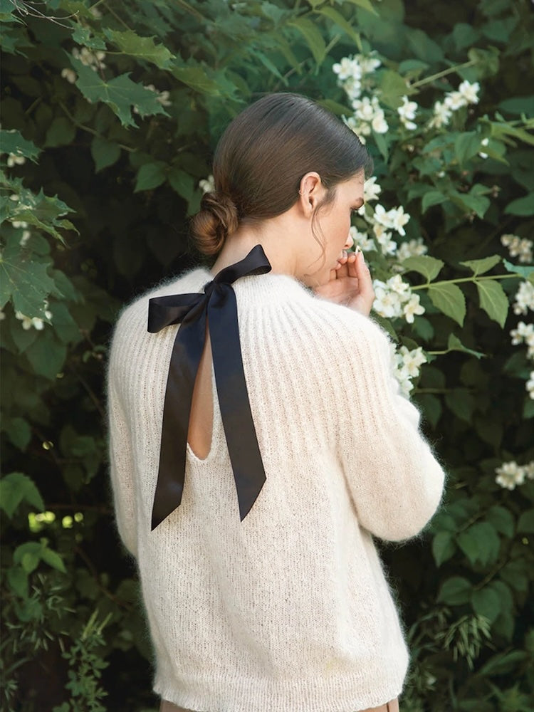 Big Bow Sweater | verführerisch zarter Pullover aus Tynn Silk Mohair von Sandnes Garn