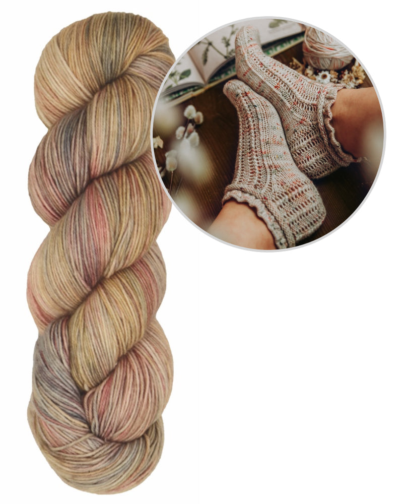 Daisy Lace Socks | zart und romantisch aus Terra von Symfonie Yarns