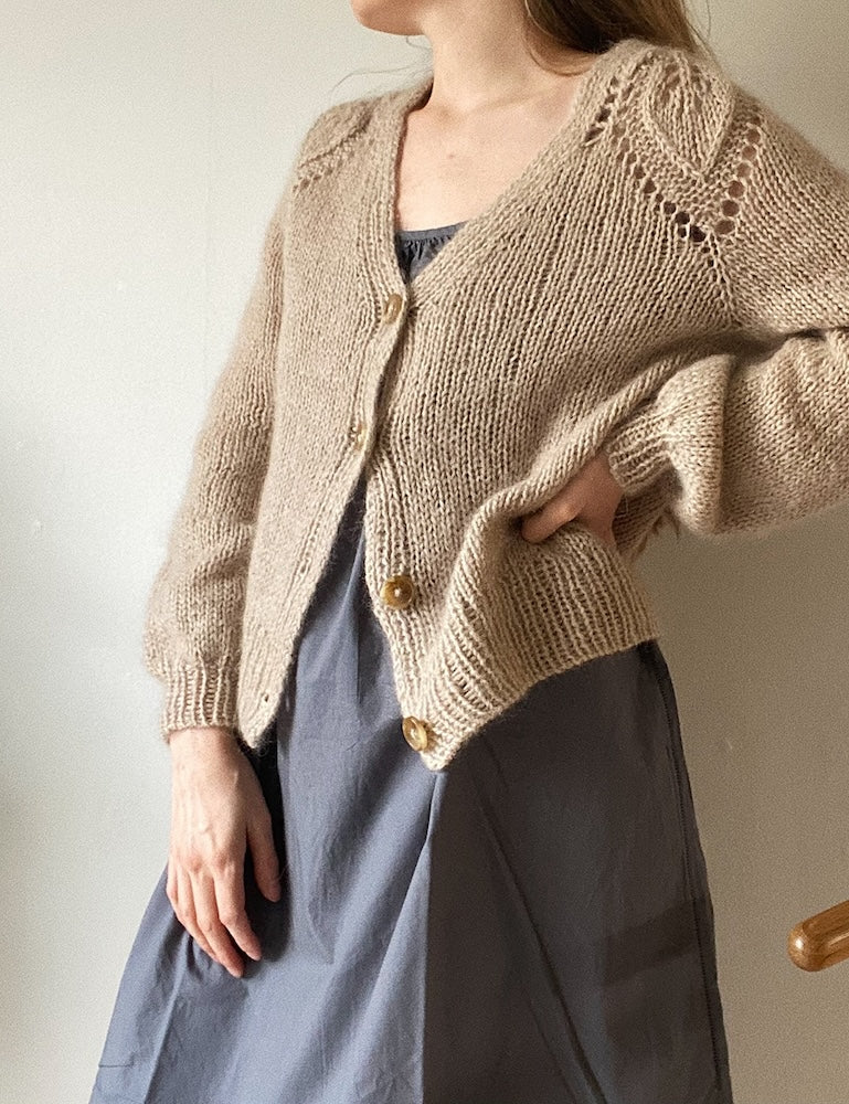 LeKnit Chunky Dahlia Cardigan V-Neck mit Sunday und Tynn Silk Mohair 1