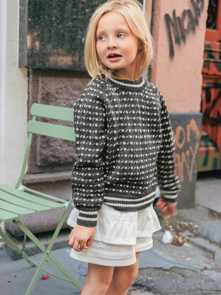 Islender Sweater Junior - cozy soft | made from Tynn Merino wool by Sandnes Garn