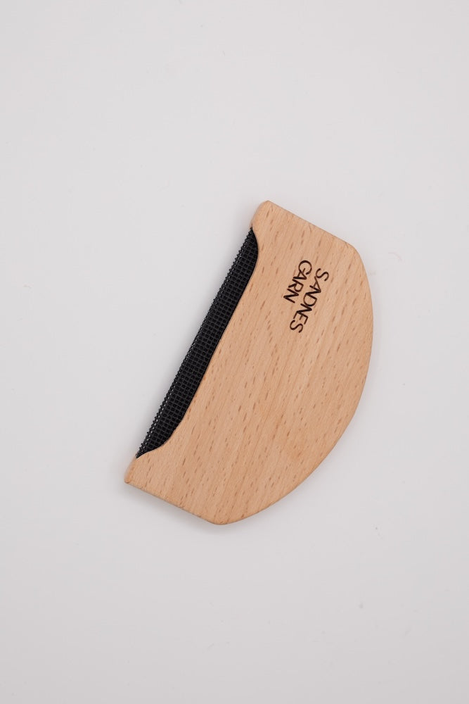 peigne en laine | pour rafraîchir vos pièces de tricot