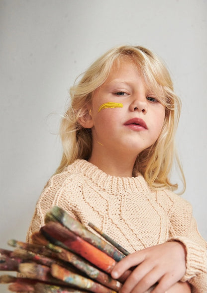 Pull Aran enfant | avec le patron gratuit en Smart de Sandnes Garn