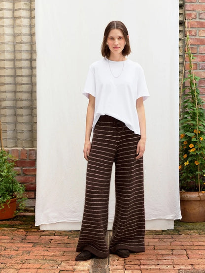 Riley Pants | Lounge Hose mit feinen Streifen aus Sunday und Tynn Silk Mohair von Sandnes Garn