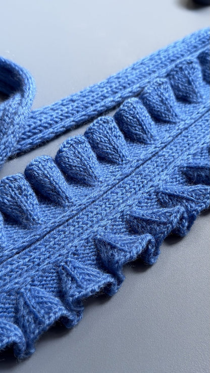 Elisabeth Mini Scarf | ar bezmaksas pamācību no Cardiff Classic Cashmere dzijas