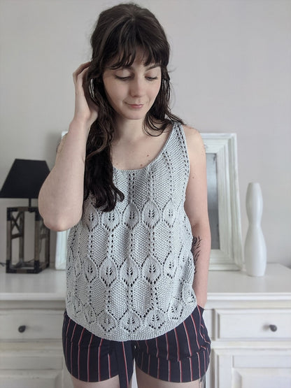 Galice Top | un motif baroque et romantique de Sandnes Garn