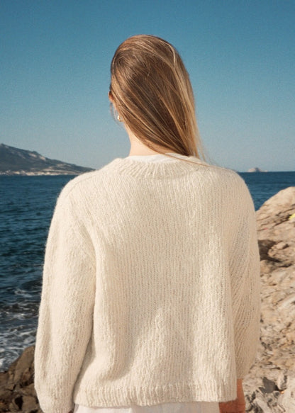 Beach Day Jumper | pull d'été doux et vaporeux en Le Coton & Alpaca de Biches & Bûches