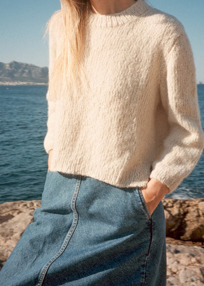 Beach Day Jumper | pull d'été doux et vaporeux en Le Coton & Alpaca de Biches & Bûches