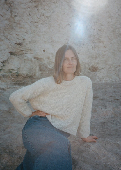 Beach Day Jumper | pull d'été doux et vaporeux en Le Coton & Alpaca de Biches & Bûches