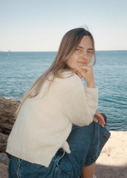 Beach Day Jumper | pull d'été doux et vaporeux en Le Coton & Alpaca de Biches & Bûches