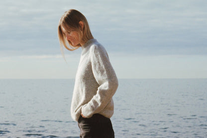 Sweater No. 19 | Pullover mit Sattelschulter aus Le Petit Lambswool und Le Petit Silk Mohair von Biches & Bûches