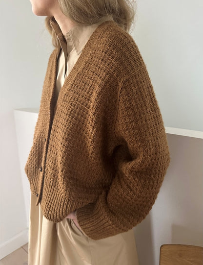 Gilet Caia | motif délicat en satin de Sandnes Garn
