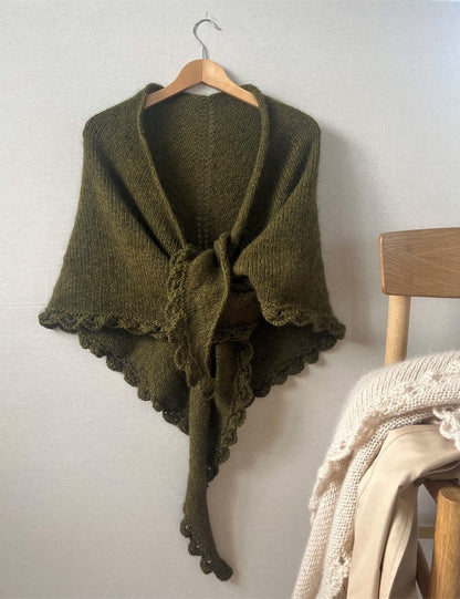 Ellie-sjal | stort trekantet sjal i Alpakka Folgetrad og Tynn Silk Mohair fra Sandnes Garn