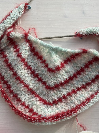 Isla Shawl Winter Edition | delicately fluffy made from Le Petit Lambswool and Le Petit Silk & Mohair by Biches & Bûches