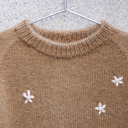 Daisy Sweater | süße Blüten aus Merino, Soft Silk Mohair und Pure Silk von Knitting for Olive