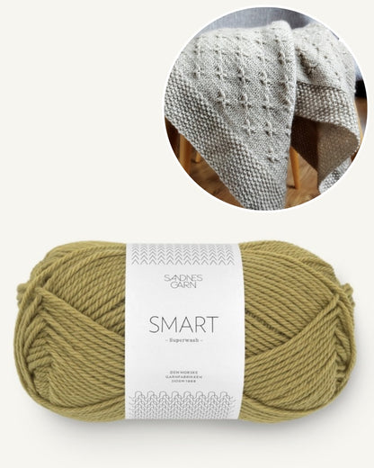 Garnpaket für die Decke Lisbeth gestickt mit Sandnes Smart in moosgrün