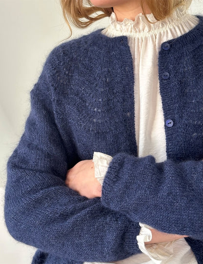 Peacock Cardigan | Romantic pattern from Alpakka Folgetrad and Tynn Silk Mohair