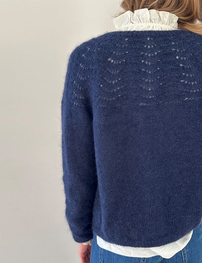 Peacock Cardigan | Romantic pattern from Alpakka Folgetrad and Tynn Silk Mohair