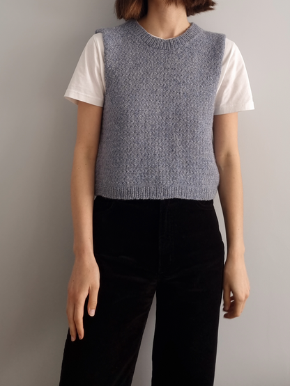 Terra Vest | de jolis rubans en Le Petit Lambswool de Biches & Bûches