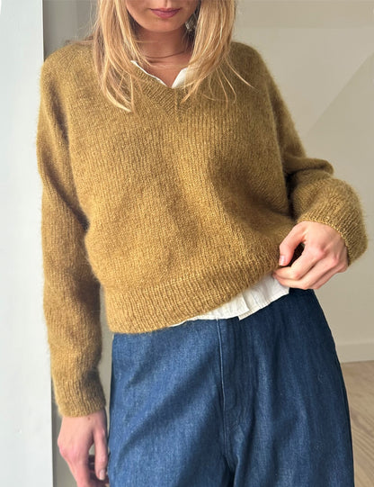 Vega V-Neck | Pull en mohair délicat tricoté avec du Tynn Silk Mohair de Sandnes Garn