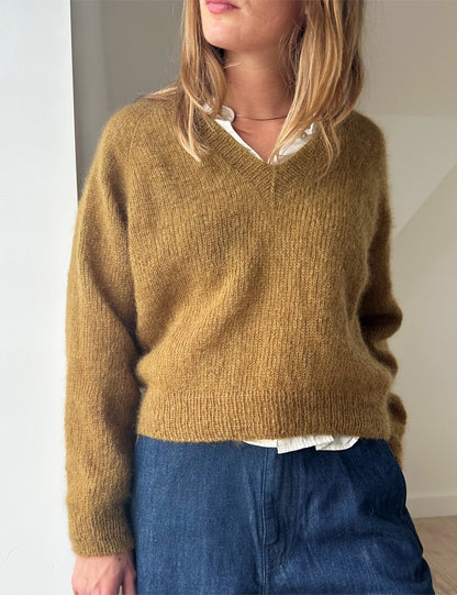 Vega V-Neck | Pull en mohair délicat tricoté avec du Tynn Silk Mohair de Sandnes Garn