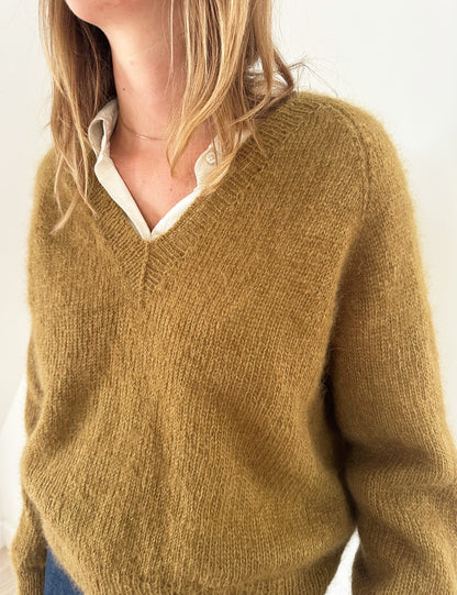 Vega V-Neck | Pull en mohair délicat tricoté avec du Tynn Silk Mohair de Sandnes Garn