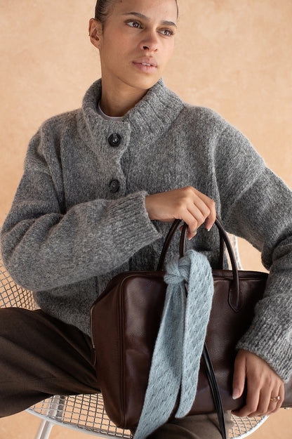 Cardigan Miko | giacca morbidissima con belle tasche in aria di Woolfolk