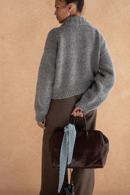 Cardigan Miko | giacca morbidissima con belle tasche in aria di Woolfolk