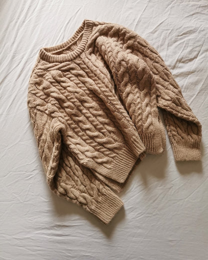 Ann-Kathrin Stoll Cozy Cable Sweater mit Ecopuno und Setasuri von Lana Grossa 3