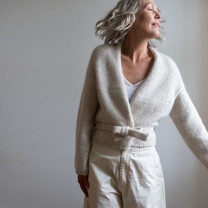 Fold Wrap | feminine Wickeljacke aus Atlas und Tynn Silk Mohair von Sandnes Garn