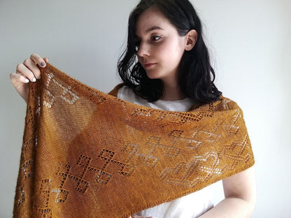 Lucarne Scarf | fine lace pattern - super soft made from Alpaca Lace by Pascuali