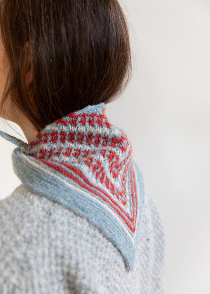 Châle Isla | ravissant châle en Le Petit Lambswool de Biches & Bûches