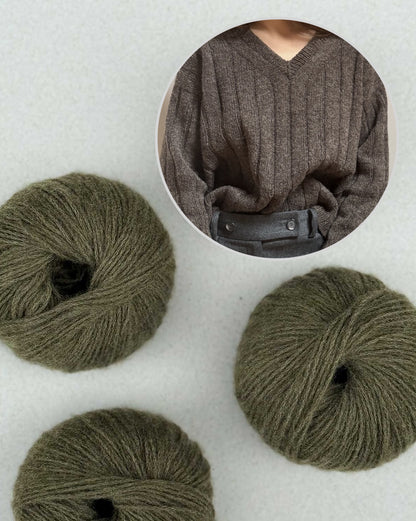 The Boston V-Neck | made from pure cashmere with Organic Cashmere 6/28 by Pascuali