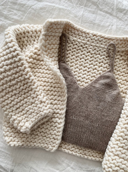 Caidree DK Sugar Boo Bralette mit Classic Cashmere von Cardiff 5