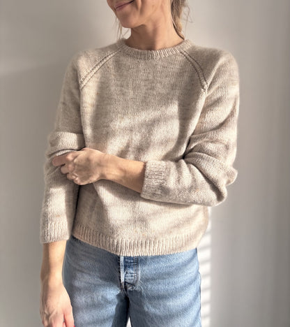 Aldeburgh Sweater | feine Zopfdetails aus Merino und Soft Silk Mohair von Knitting for Olive