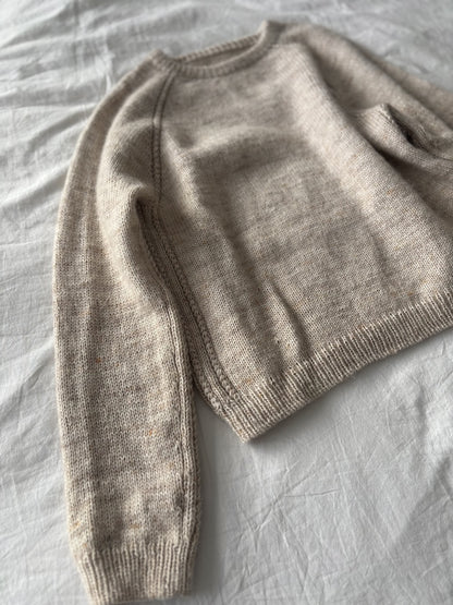 Aldeburgh Sweater | feine Zopfdetails aus Merino und Soft Silk Mohair von Knitting for Olive