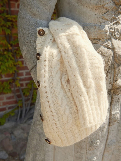 Cornelia Cardigan aus der Sandnes Kollektion 2408 mit Kos von Sandnes Garn 3