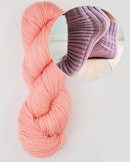 Curly Socks | très simple avec Terra de Symfonie Yarns