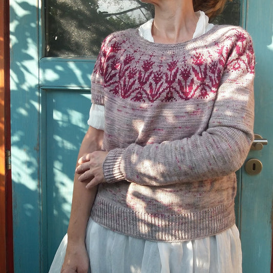 Tulipa Sweater | dreamy tulip pattern from Pinta by Pascuali