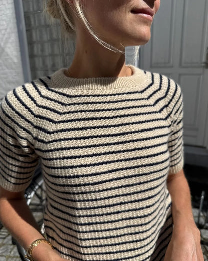 Friday Tee | Rayures ravissantes en Sunday de Sandnes Garn