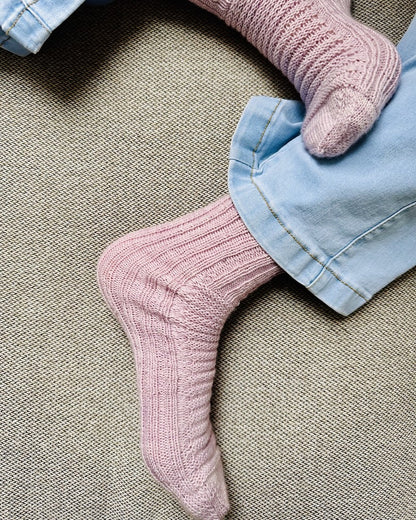 Curly Socks | très simple avec Terra de Symfonie Yarns