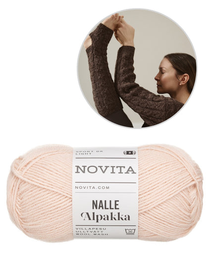 Chaussettes de yoga Hetki | délicat point de tresse en Nalle Alpaca de Novita