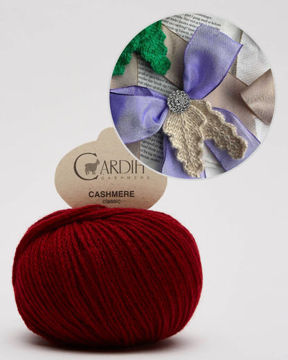 Holly Bow | Nœud festif avec tutoriel gratuit en Classic Cashmere de Cardiff