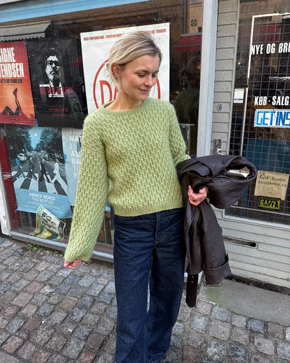 Jenny Blouse | Motif smock moelleux en Sunday et Primo Tynn Silk Mohair de Sandnes Garn