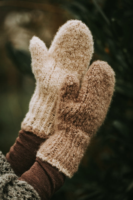 Mellow Mittens | wunderschöne Fäustlinge mit Poppy von Sandnes Garn