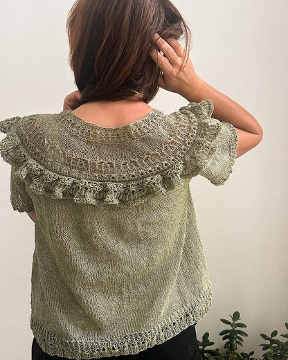 Linette Tee | T-shirt délicat à volants en Crealino de Lang Yarns