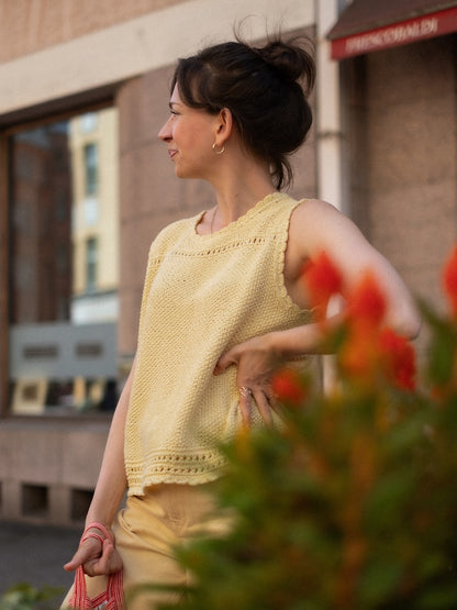 Cornflake Top | sunny top made from Line by Sandnes Garn