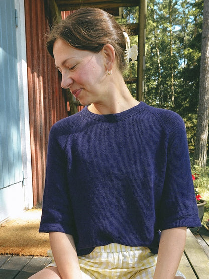 Vanilla Chilla Tee Light | lightweight basic shirt made from Tynn Line by Sandnes Garn