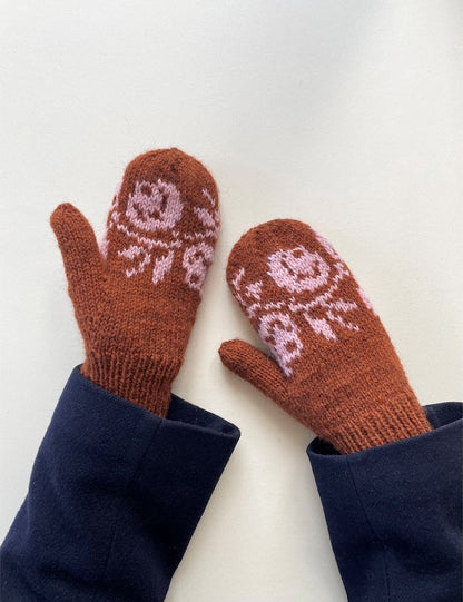 Rosie Mittens | vintage pattern from Tynn Peer Gynt and Tynn Silk Mohair by Sandnes Garn