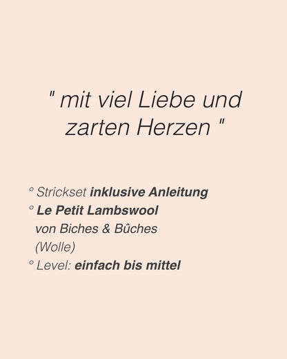 Châle Lille Hjerte | de tendres petits cœurs en Le Petit Lambswool de Biches & Bûches